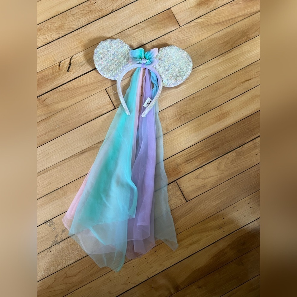 Disney Mickey Ears sequined with veil
